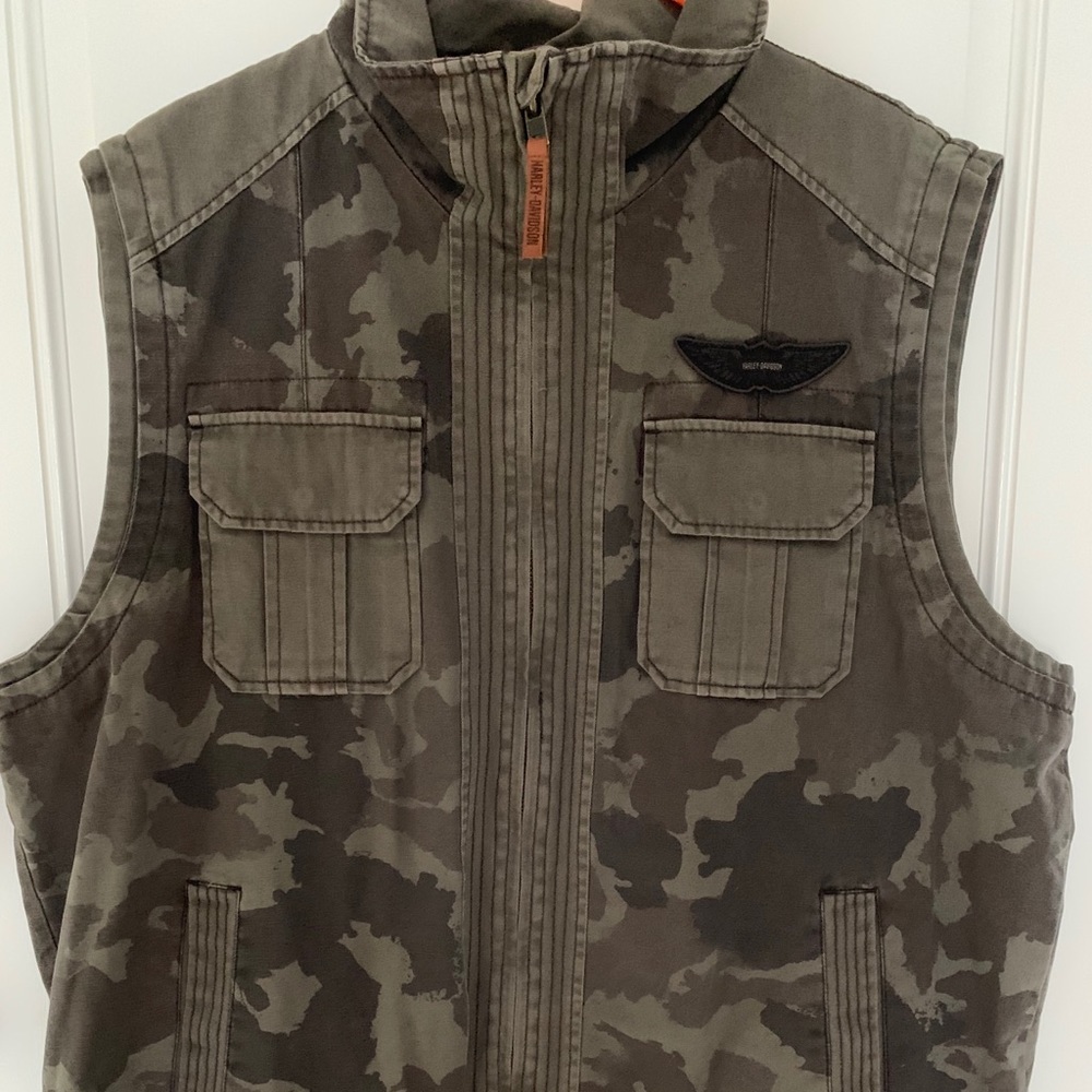 XXL brand new never worn Harley riding vest